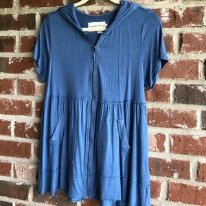 Evy’s Tree Alisha in Niagra Blue